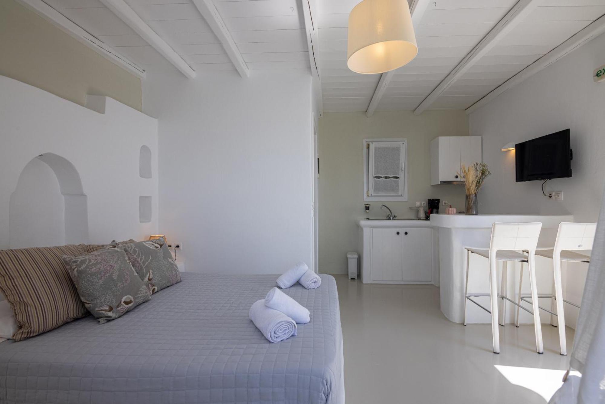 Soulmate'S Suites Tinos Kionia Eksteriør billede